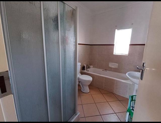 2 BEDROOM APARTMENT FOR SALE IN STONERIDGE